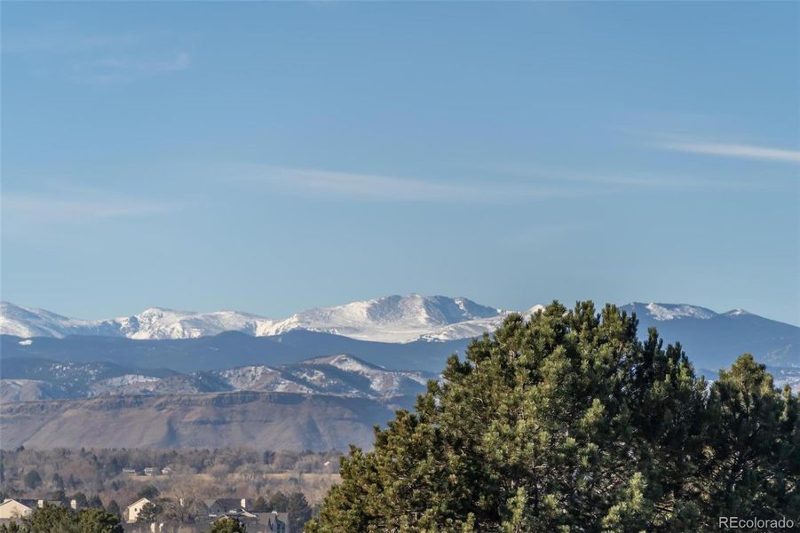 Great location with proximity to shopping, Aerostat park, trails, and more.