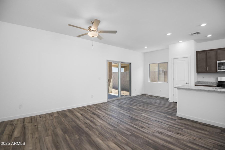 Southwest_Ash_A_L_007