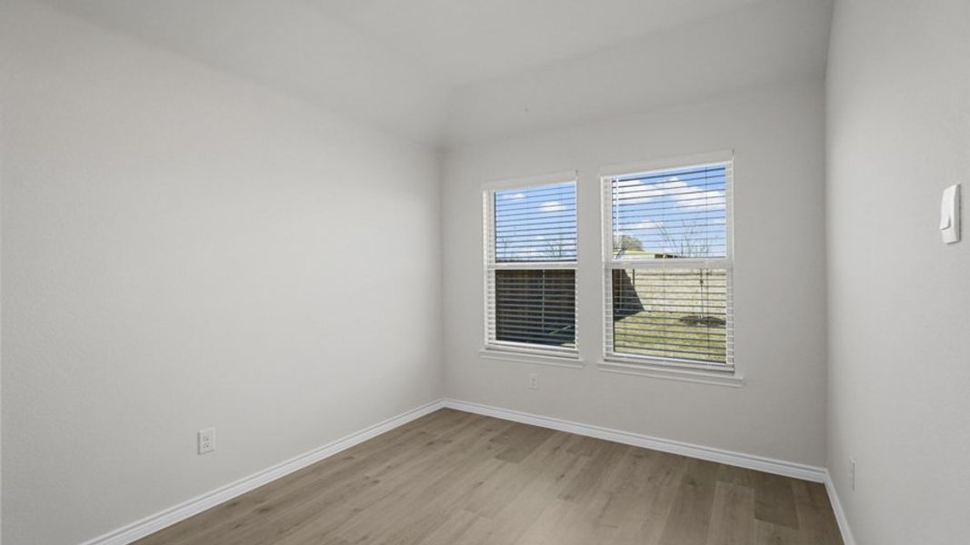 Spacious, unfurnished interior of a new home in Elevon, Lavon (Image 8).