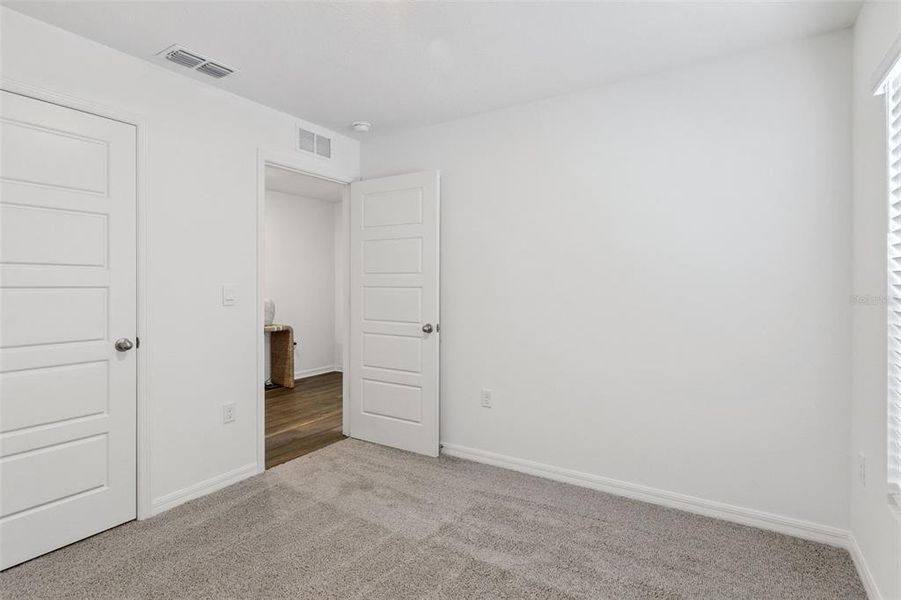 Spacious, unfurnished interior of a new home in Magnolia Pointe, Umatilla (Image 30).