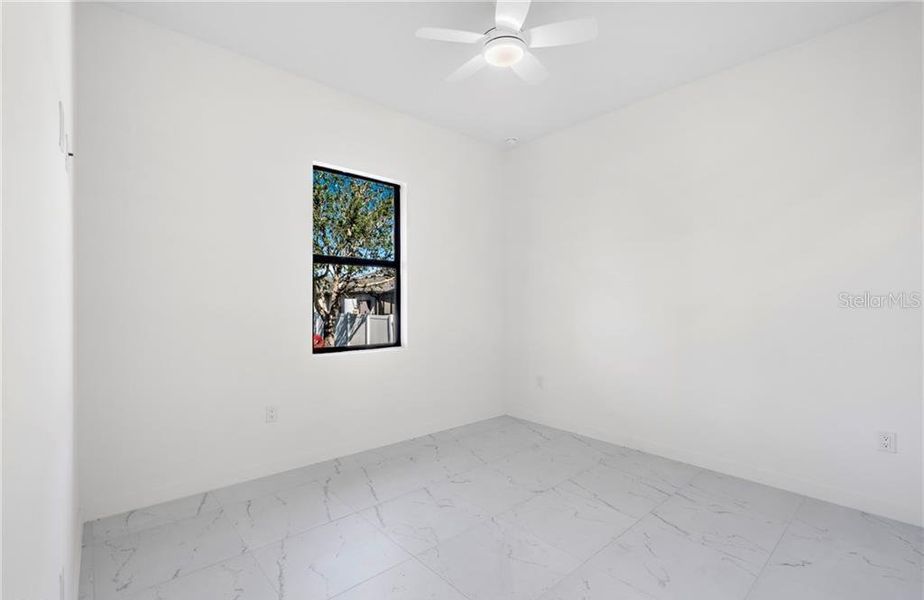 Spacious, unfurnished interior of a new home in , Cape Coral (Image 32).