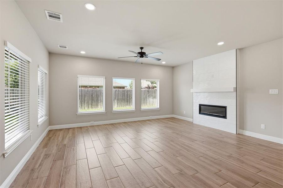 Spacious, unfurnished interior of a new home in , Saginaw (Image 27).