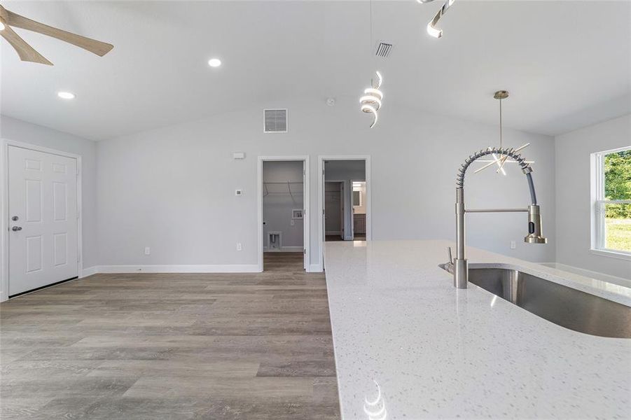 Image 42 of a home in .