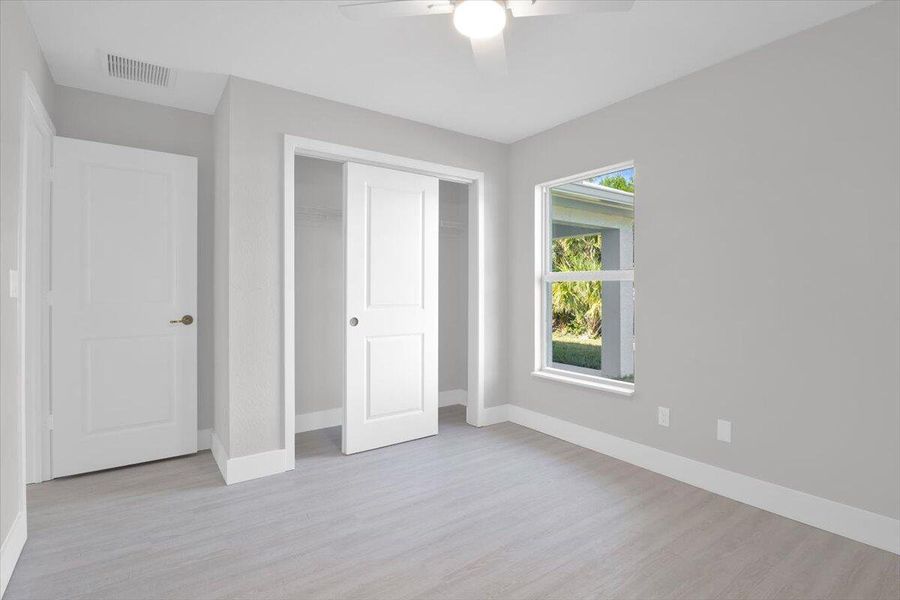 24-GG3A1247 24-GG3A1247