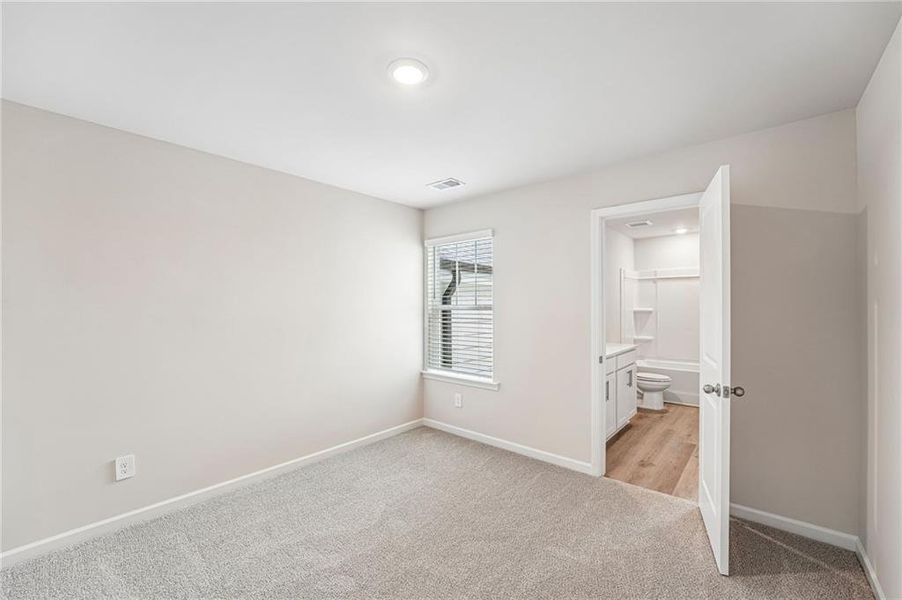 Spacious, unfurnished interior of a new home in Artisan Walk, Fairburn (Image 24). Spacious, unfurnished interior of a new home in Artisan Walk, Fairburn (Image 24).