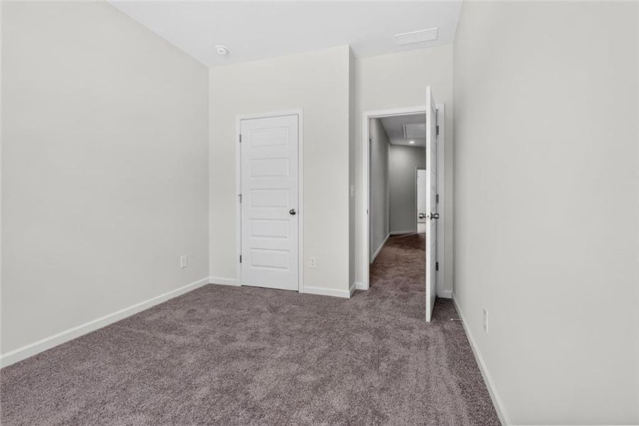 Spacious, unfurnished interior of a new home in Fairington, Cartersville (Image 30).