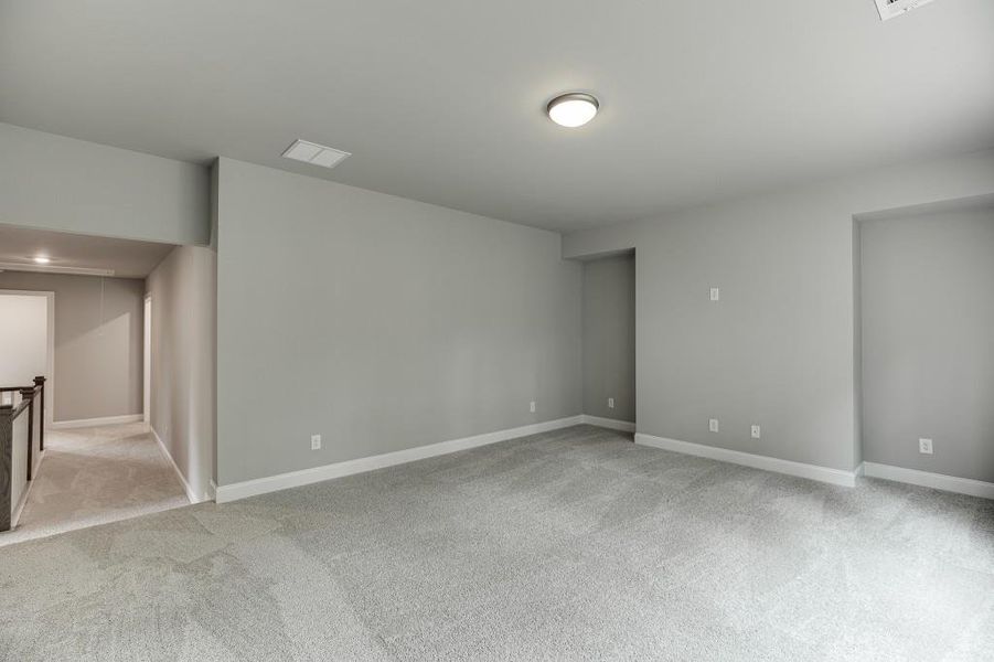 Spacious, unfurnished interior of a new home in , Suwanee (Image 42).