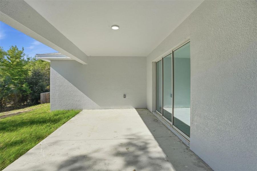 Exterior details and patio area of a home in , Weeki Wachee (Image 29). Exterior details and patio area of a home in , Weeki Wachee (Image 29).