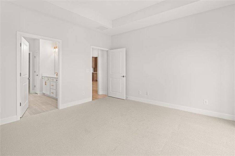 Spacious, unfurnished interior of a new home in Soleil Summit Chase, Snellville (Image 43).