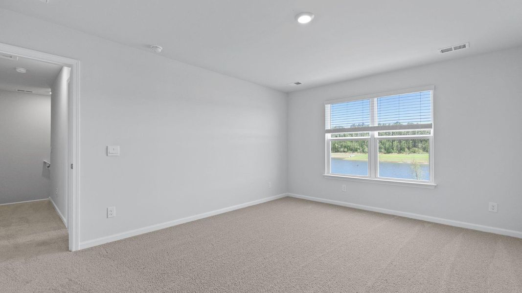 Spacious, unfurnished interior of a new home in Hillcrest, Ravenel (Image 31).