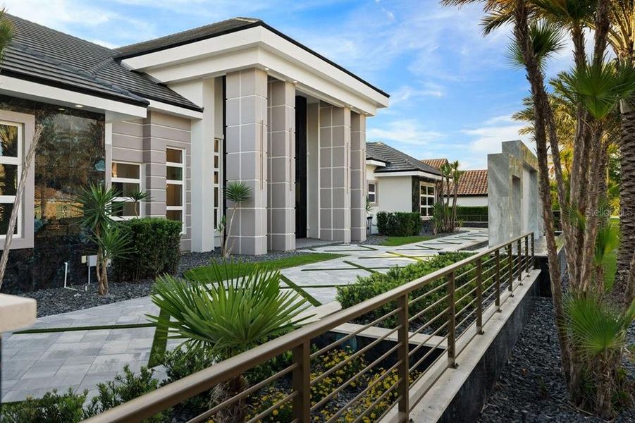 Exterior details and patio area of a home in , Ormond Beach (Image 34).