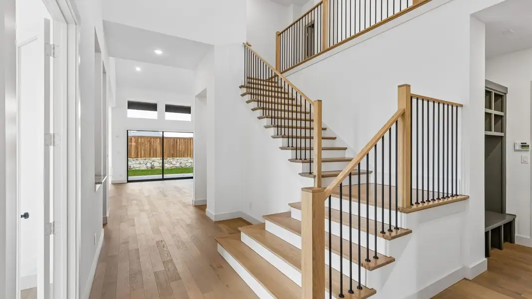 Representative unfurnished interior of a home built from the Colton by Southgate Homes in The Reserve at Watters, Allen (Image 19).