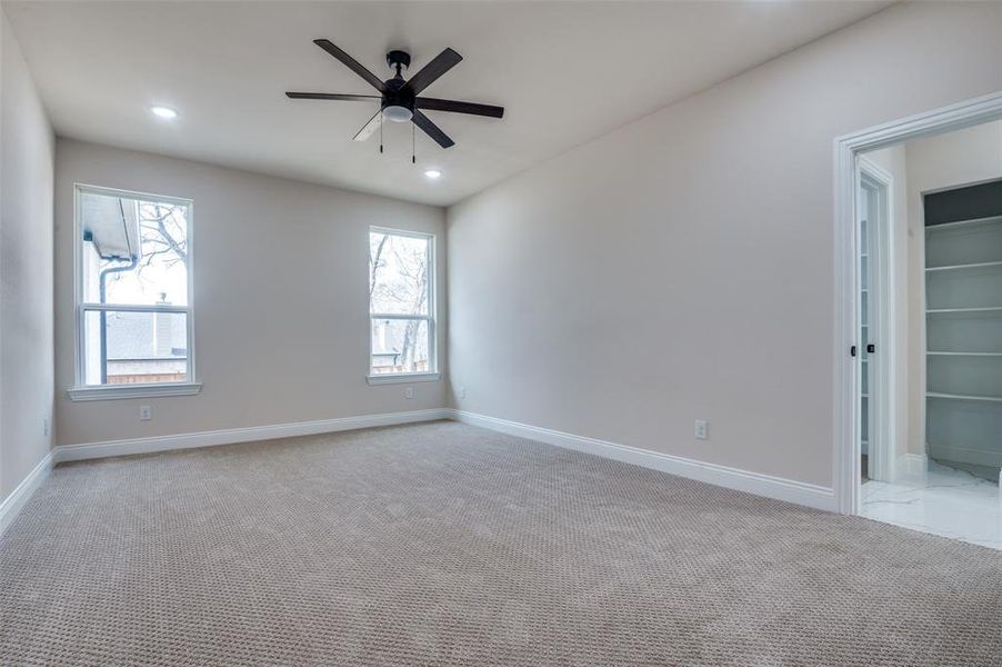 Spacious, unfurnished interior of a new home in , Seagoville (Image 20).