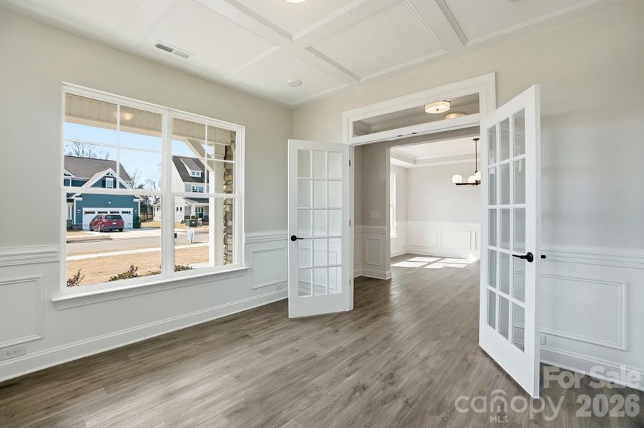 Spacious, unfurnished interior of a new home in Harmony, Harrisburg (Image 35).