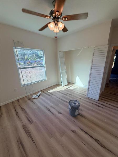 Spacious, unfurnished interior of a new home in , Port Charlotte (Image 16).