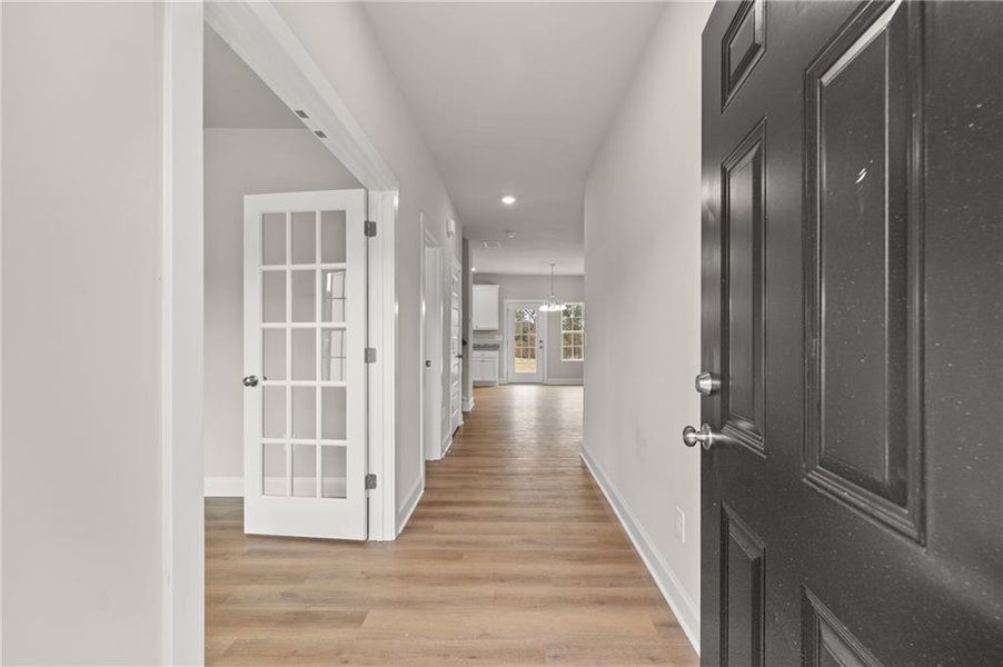 Spacious, unfurnished interior of a new home in , Hartwell (Image 16). Spacious, unfurnished interior of a new home in , Hartwell (Image 16).