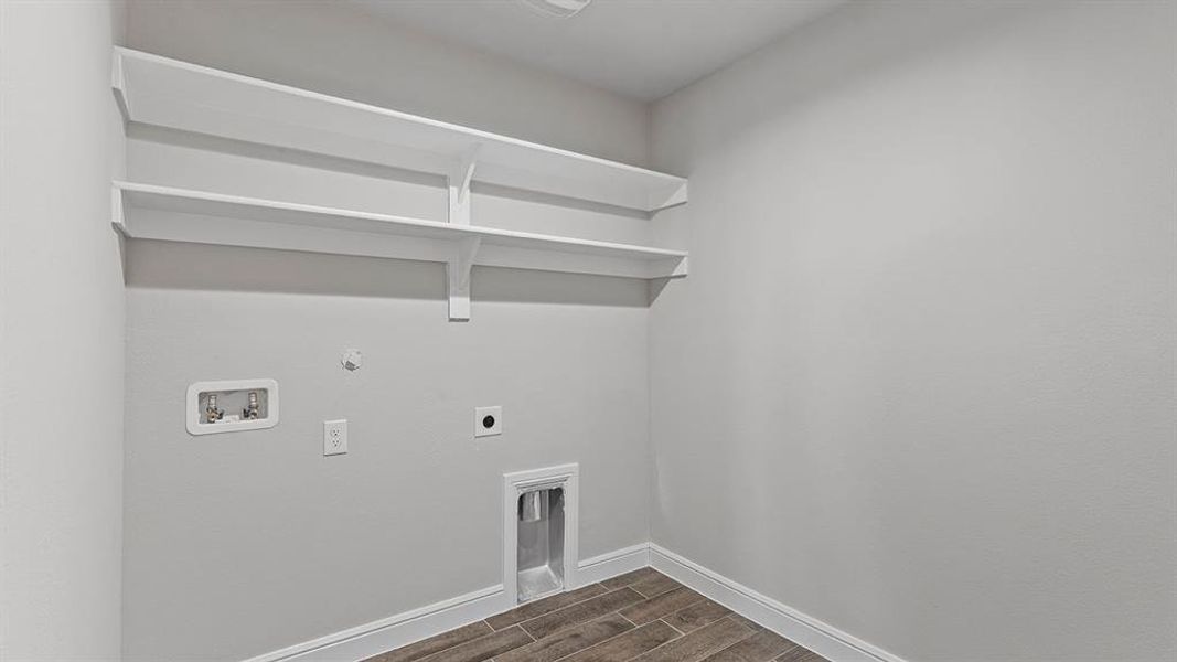 Spacious, unfurnished interior of a new home in Legado, Cleburne (Image 25). Spacious, unfurnished interior of a new home in Legado, Cleburne (Image 25).