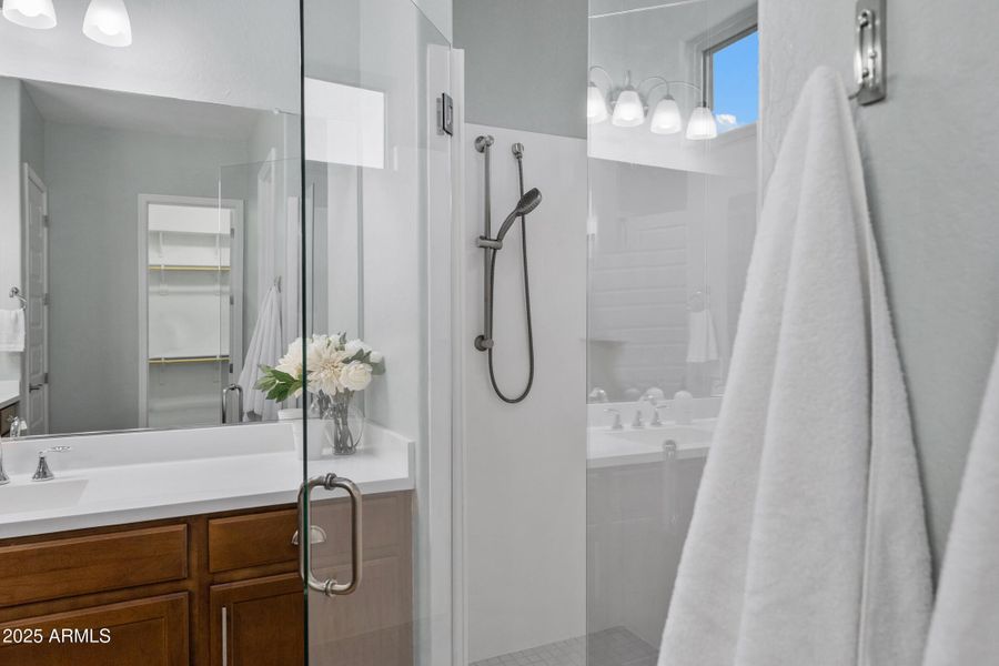 5211 S Del Rancho-40