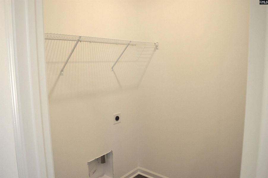 Spacious, unfurnished interior of a new home in Bickley Station, Irmo (Image 16).