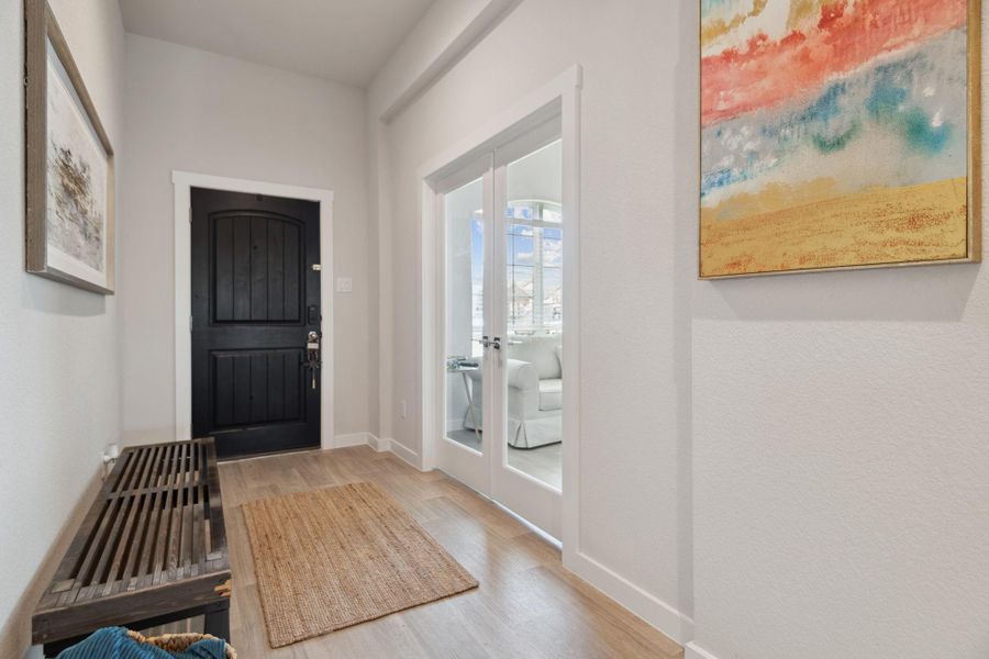 Spacious, unfurnished interior of a new home in Sunterra, Katy (Image 19). Spacious, unfurnished interior of a new home in Sunterra, Katy (Image 19).