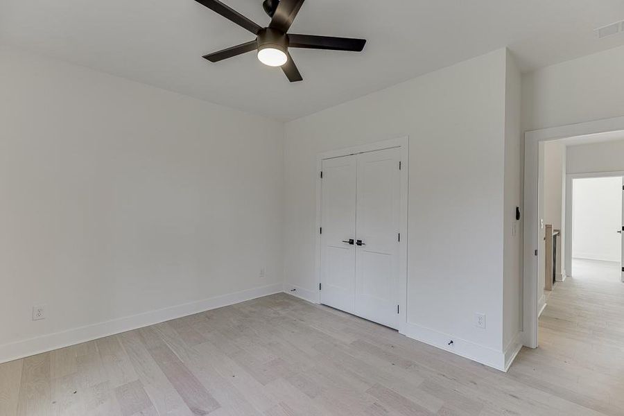 Spacious, unfurnished interior of a new home in , Flowery Branch (Image 37).