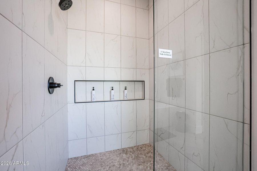 Model Home B36 Owner's Suite Bath Model Home B36 Owner's Suite Bath