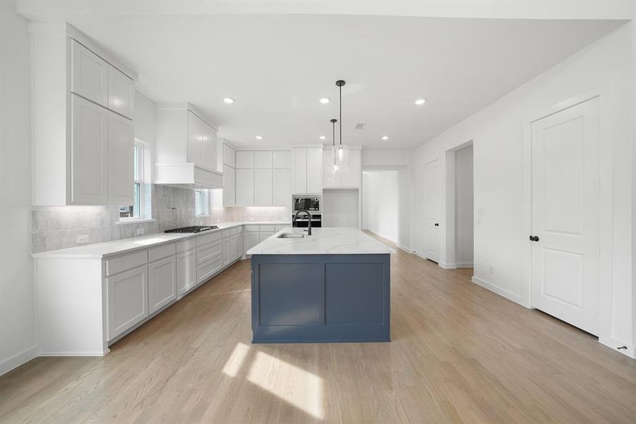 Furnished interior view inside a new home in Inspiration - Paradise Village, Lucas (Image 8).