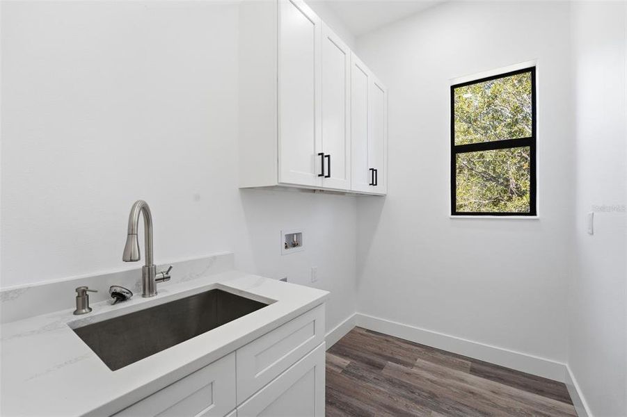 Furnished interior view inside a new home in , Port Charlotte (Image 17).