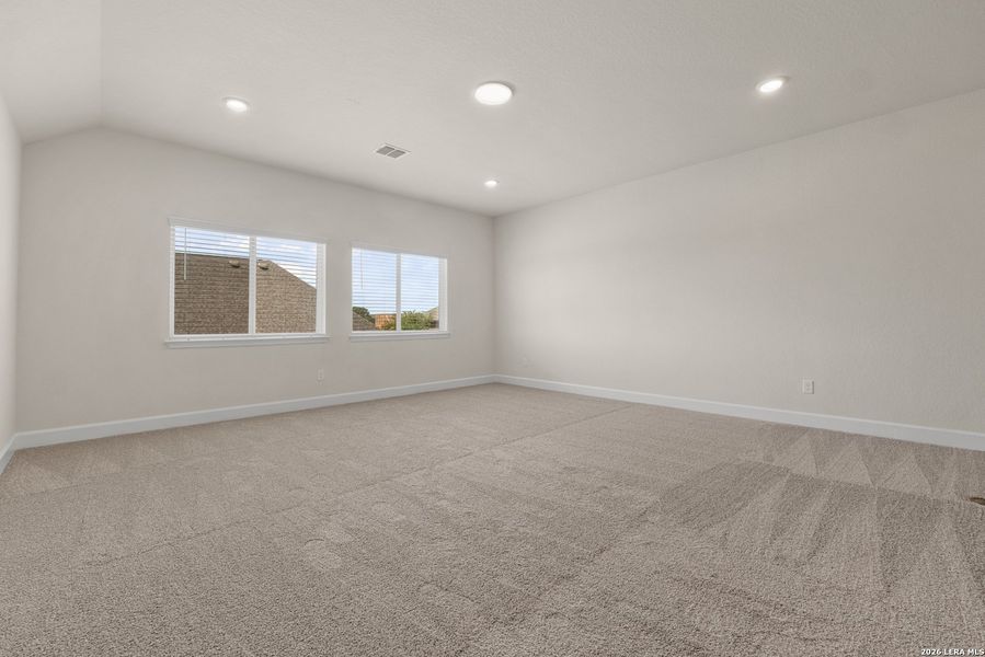 Spacious, unfurnished interior of a new home in Ventana, Bulverde (Image 26). Spacious, unfurnished interior of a new home in Ventana, Bulverde (Image 26).