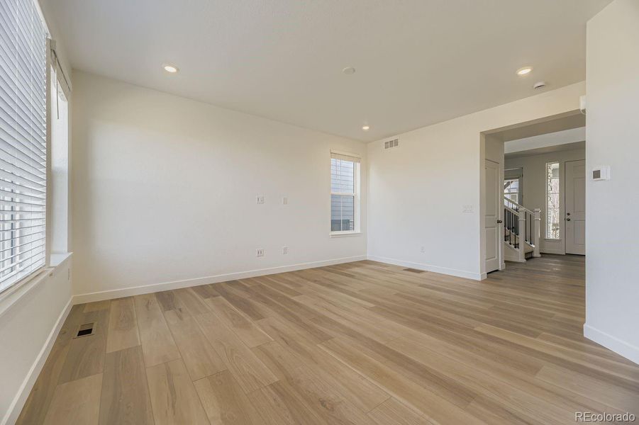 Spacious, unfurnished interior of a new home in Vermilion Creek: The Pioneer Collection, Centennial (Image 7).