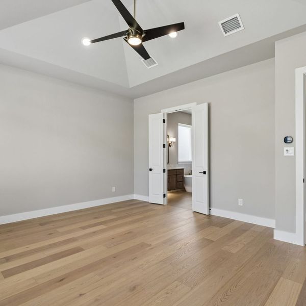 Spacious, unfurnished interior of a new home in Mosaic – 70′ Lots, Prosper (Image 57).