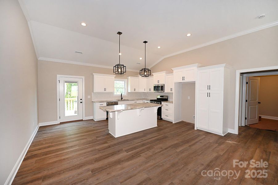 Image 29 of a home in .