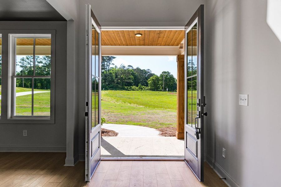 Spacious, unfurnished interior of a new home in Harmon Springs, Carrollton (Image 23).