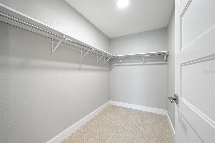 Spacious, unfurnished interior of a new home in , Madeira Beach (Image 19).