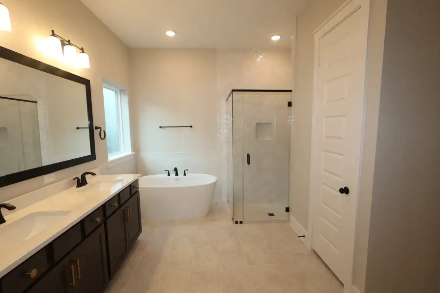 Owner's Bath Owner's Bath