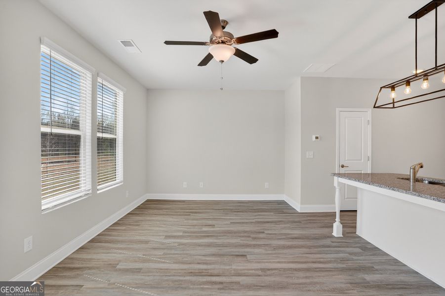 Spacious, unfurnished interior of a new home in Morning Creek Forest, South Fulton (Image 9).