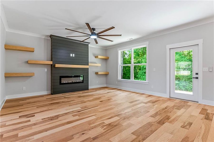 Spacious, unfurnished interior of a new home in , Hampton (Image 28).