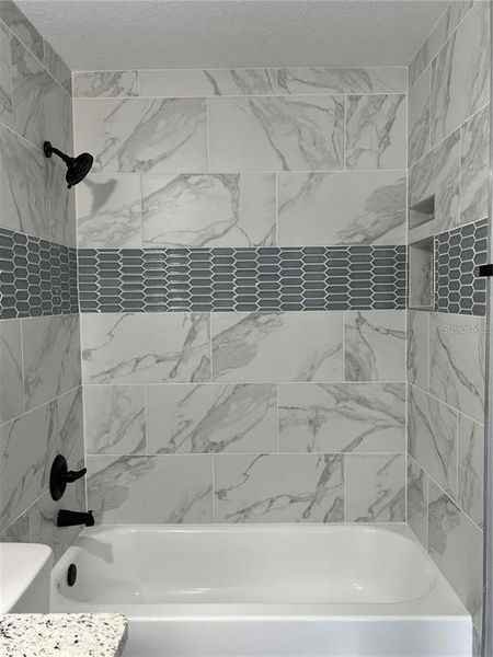 Close-up of interior finishes inside a home in , Dunnellon (Image 8).