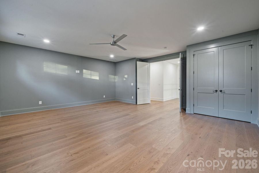 Bonus room over 380 sqft!!