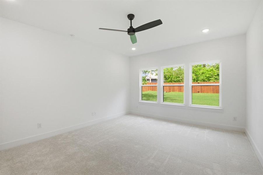Spacious, unfurnished interior of a new home in , Denison (Image 19).