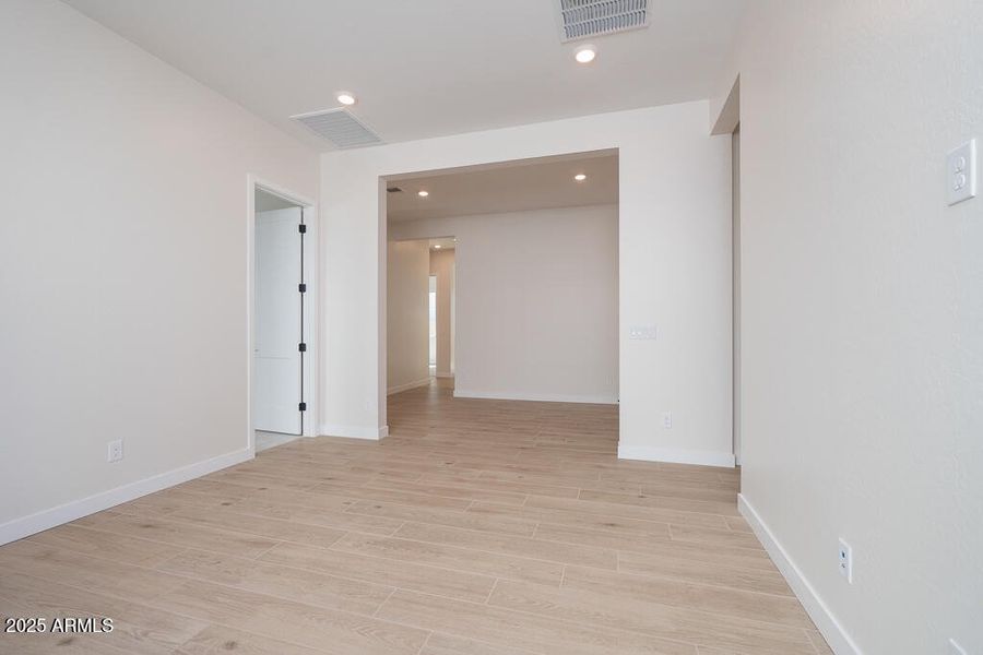 Tri Pointe Waterston Central 386 - Offic