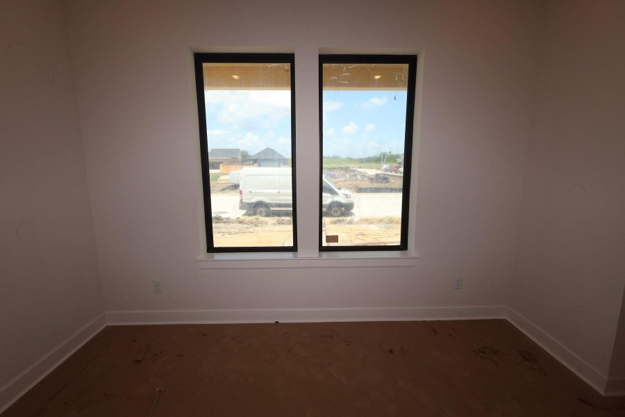 Image 12 of a home in Sienna - Landmark Row Collection.