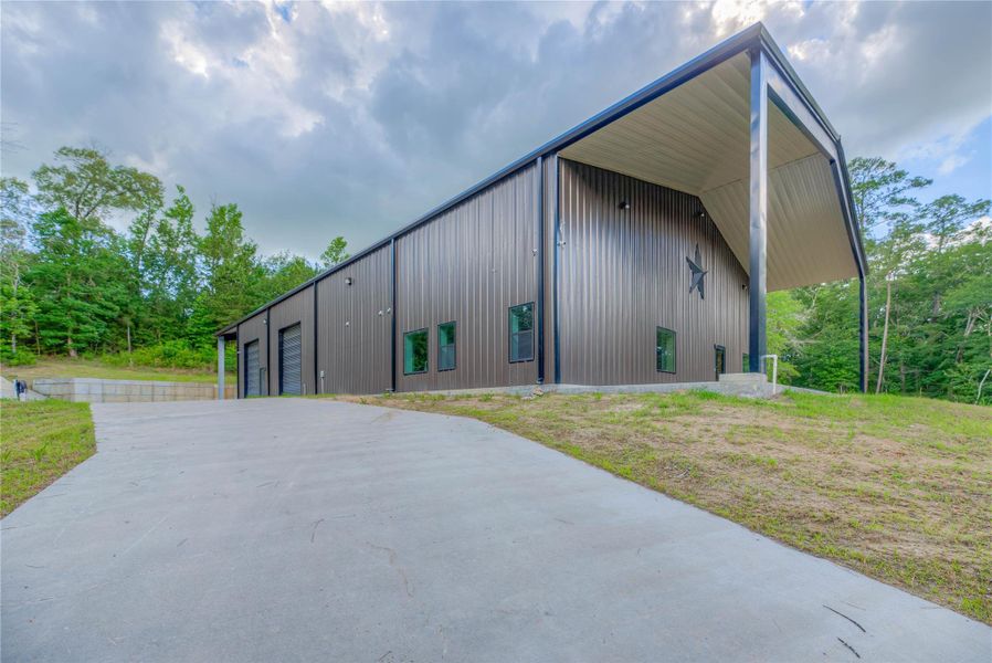 Entrance view of the 8,200 sqft barndominium Entrance view of the 8,200 sqft barndominium