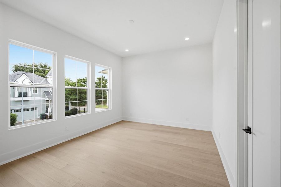 Secondary bedroom 3