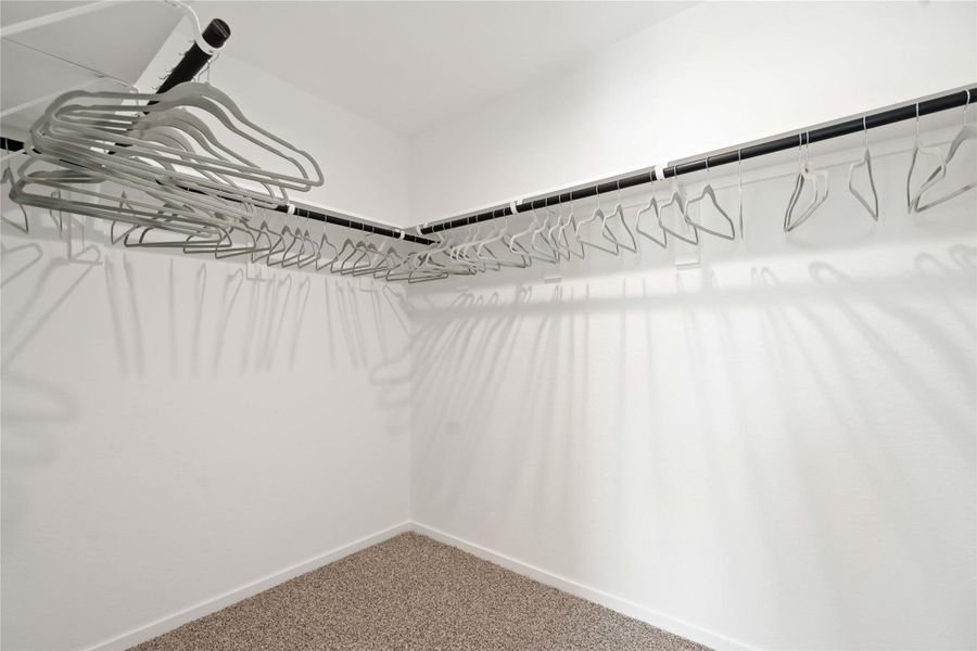 Spacious, unfurnished interior of a new home in Alaia Crossing, Houston (Image 18).