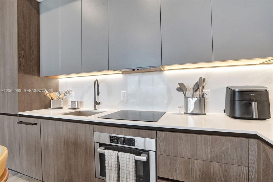 Close-up of interior finishes inside a home in , Miami Beach (Image 18).