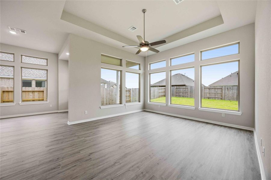 Spacious, unfurnished interior of a new home in Lago Mar  50'  &  55', Texas City (Image 26).
