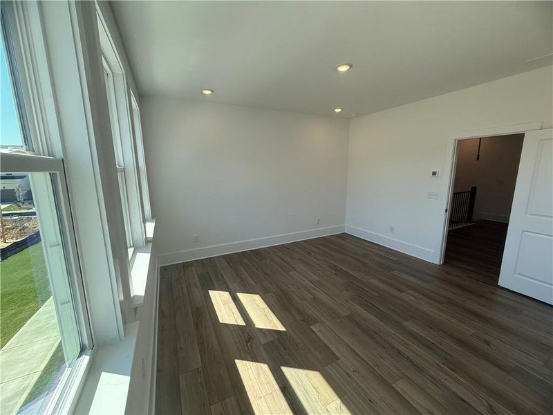Spacious, unfurnished interior of a new home in Park Vue, Atlanta (Image 16). Spacious, unfurnished interior of a new home in Park Vue, Atlanta (Image 16).