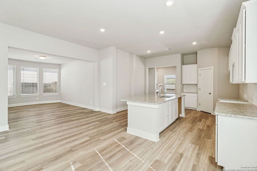 Spacious, unfurnished interior of a new home in Remington Ranch, San Antonio (Image 34). Spacious, unfurnished interior of a new home in Remington Ranch, San Antonio (Image 34).