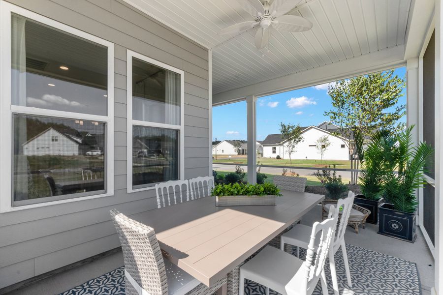 Representative exterior details of a home built from the Pembrooke by Taylor Morrison in River Falls, Tega Cay (Image 4).